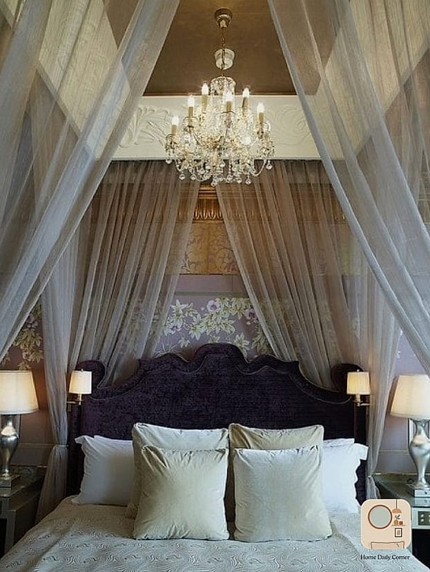Romantic Canopy Bed