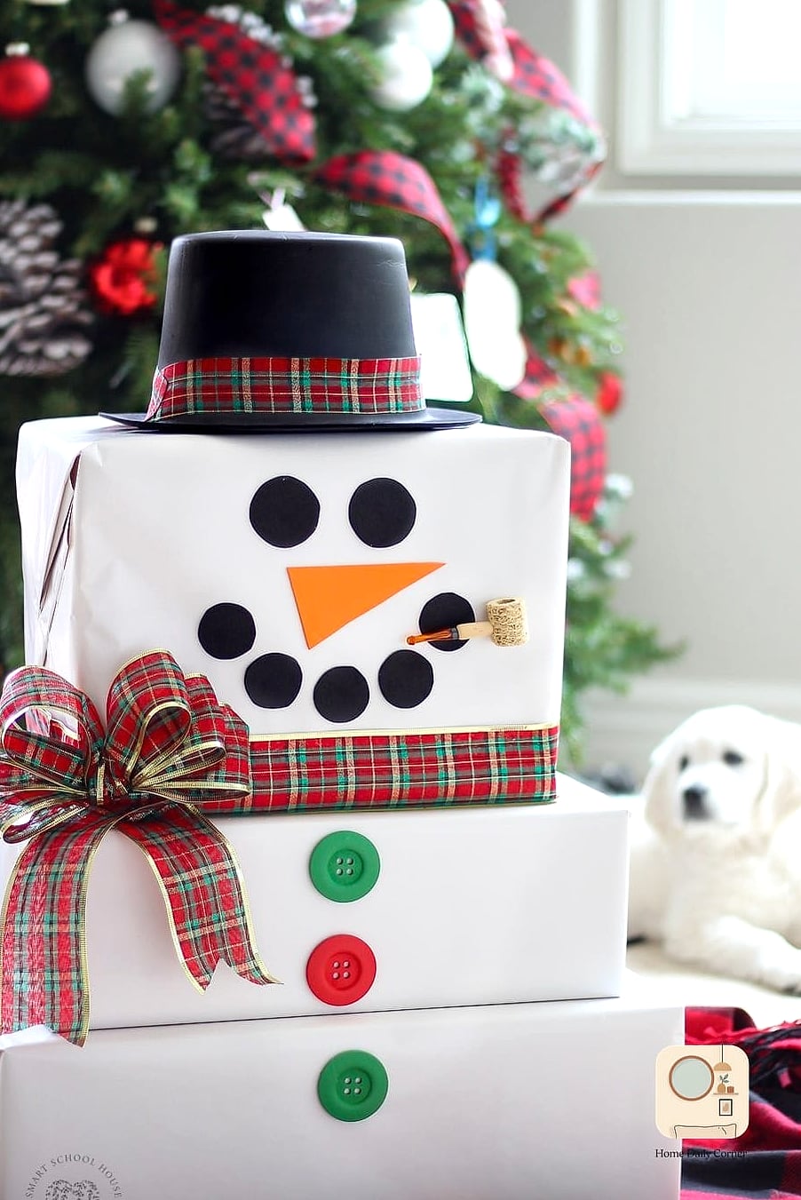 25 Bedroom Christmas Decor Ideas to Steal From Interior Designers 8 Wrap Empty Boxes as Decorative Presents